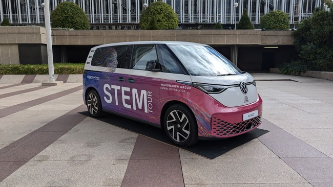 STEM Tour completa su ruta para acercar las vocaciones científicas a estudiantes de 22 colegios rurales
