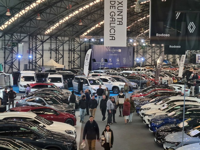 El precio del vehículo de ocasión cae por debajo de los 18.000 euros en noviembre