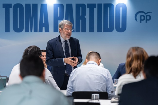 El PP insta a Sánchez a rectificar sus políticas del automóvil después de quedarse "solo y aislado"