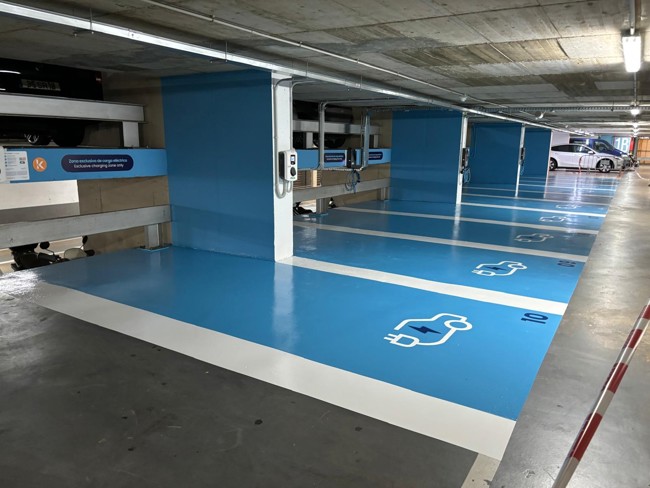 Las baterías de vehículos eléctricos se degradan de media al año un 2,3%, según Geotab