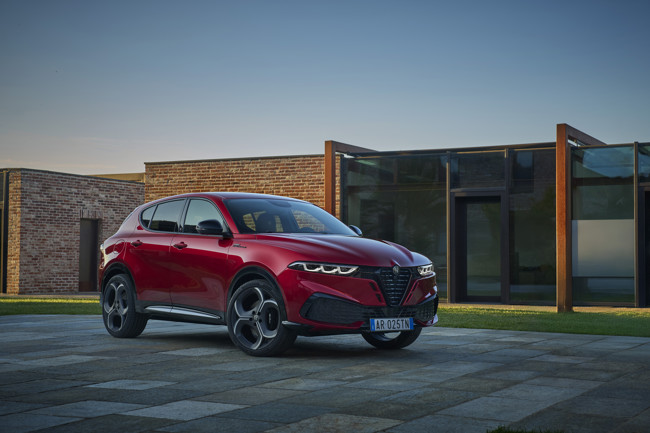 Alfa Romeo presenta el 'nuevo' Tonale con variantes diésel y electrificadas, desde 40.150 euros