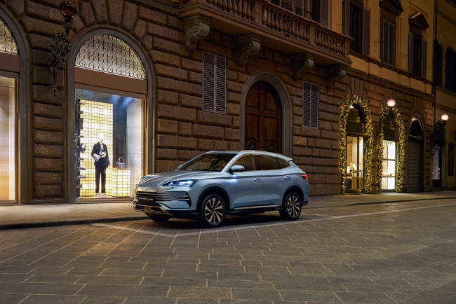 El BYD Seal U, el Toyota C-HR y el Mercedes Clase GLC, los híbridos enchufables más vendidos de enero