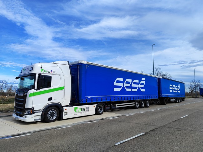Sesé, Scania y Zefes inician la primera prueba de duotráiler eléctrico en España
