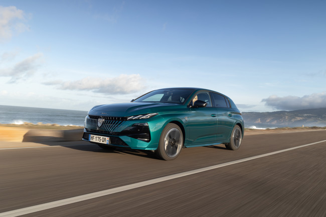 Stellantis mantendrá la producción de coches diésel, aunque sigue "comprometida" con la electrificación