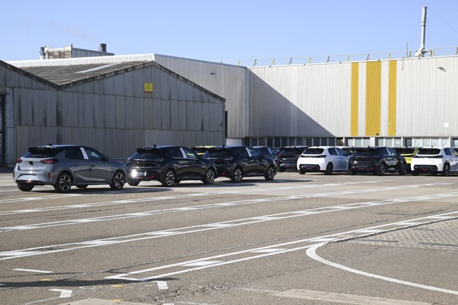 Los trabajadores de Stellantis Figueruelas se concentrarán contra la aplicación de permisos retribuidos