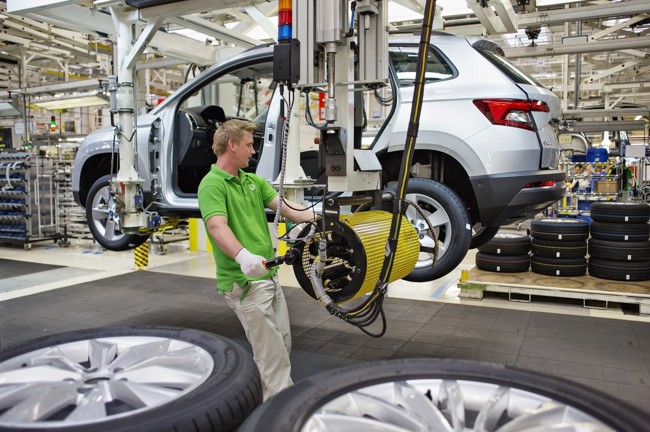 Bruselas aprueba un plan español de 200 millones para la producción de baterías para el coche eléctrico