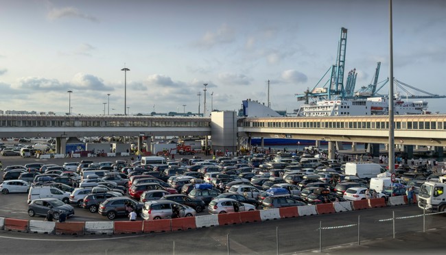 El supéravit comercial del automóvil cae un 36,3% en 2025, hasta 10.190 millones