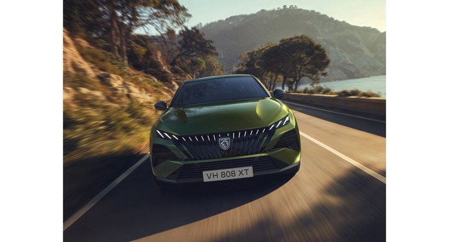 Peugeot revela el precio del nuevo Peugeot E-408 con 456 km de autonomía eléctrica y desde 41.160 euros