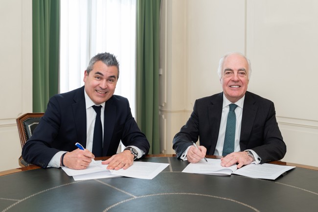 Anfac y Fundación Ibercaja se unen para impulsar el vehículo autónomo y conectado en EspañaEspaña