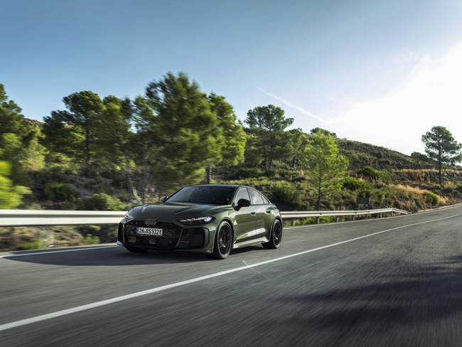 Audi abre pedidos en España para el nuevo RS 5 con tecnología híbrida enchufable desde 125.900 euros