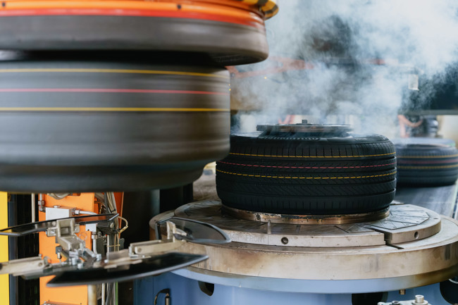 Continental elimina por completo el uso del carbón y el fueloil pesado en la producción de neumáticos