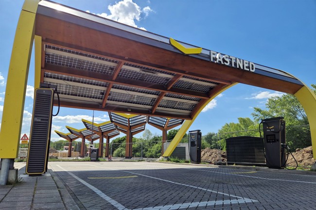 Fastned dispara sus ingresos un 40% y marca récord de suministro eléctrico en el primer trimestre