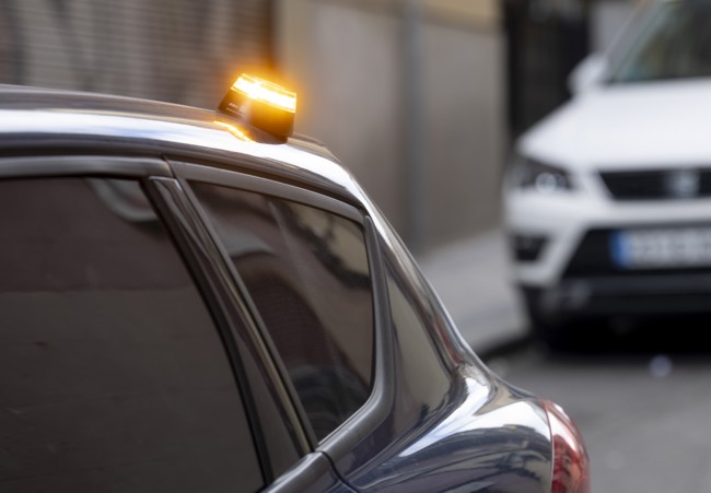 El 83% de las incidencias en carretera en España no se señalizan con balizas V16 conectadas