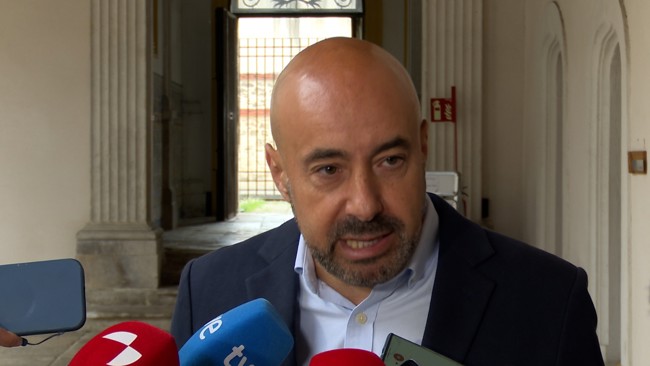 UGT apela "al entendimiento, el diálogo y la cautela" en la negociación de Renault en Castilla y León