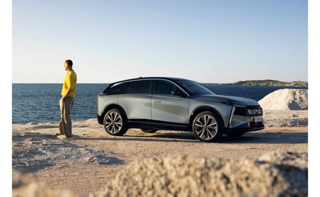 DS abre pedidos del nuevo Nº7, su SUV premium de hasta 740 km de autonomía eléctrica y por 49.400 euros