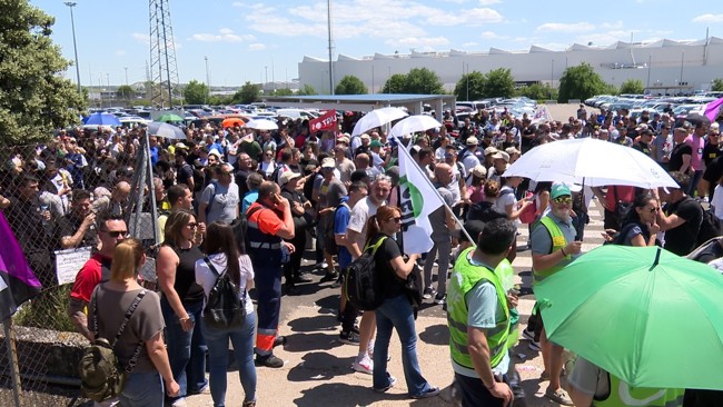 SCP se descuelga de firmar convenio de Renault por salarios o la falta de bloqueo "real" a los sábados