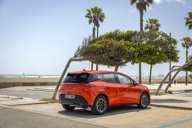 BYD amplía su gama de híbridos enchufables en el segmento B con el Dolphin G DM-i, por 20.000 euros
