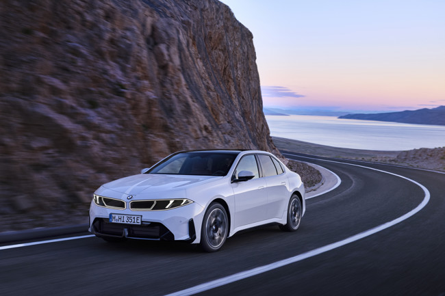 BMW abre los pedidos del i3 50 xDrive en España, con 900 km de autonomía eléctrica y desde 74.650 euros