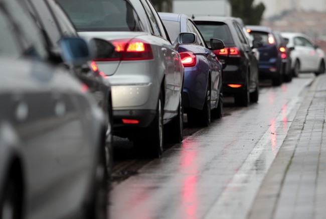 El calor extremo puede acelerar el desgaste del coche y aumentar el riesgo de averías, según carVertical