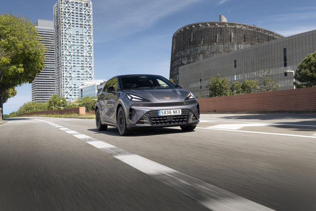 Cupra pone en el mercado la versión Plus de 99 kW del Raval
