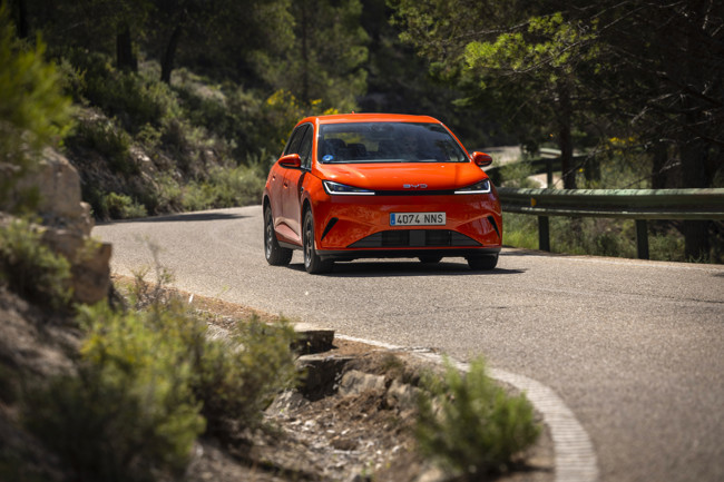 BYD matricula casi 3.900 vehículos en julio en España y supera su récord de ventas de todo 2025