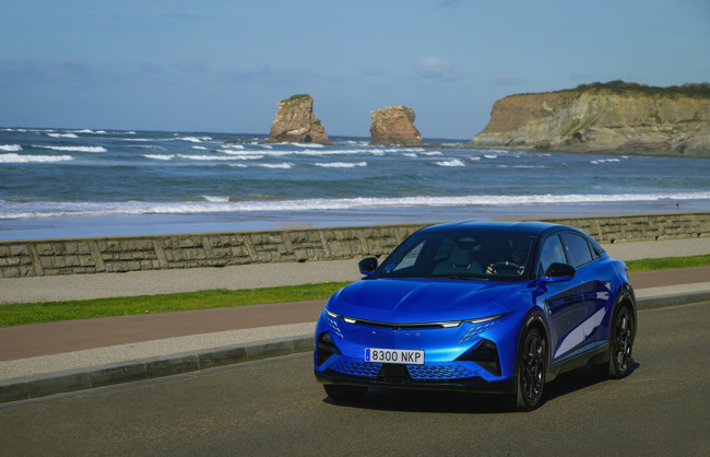 Alpine estrena el A390, un fastback eléctrico diseñado para recorrer largas distancias este verano