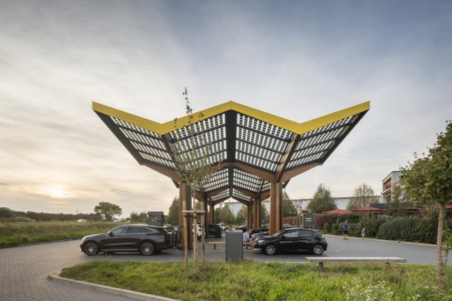 Fastned recorta sus pérdidas un 29% en el primer semestre y duplica su Ebitda operativo