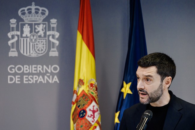 CECU celebra la multa de Consumo a Avis: "Incumplir derechos no puede ser rentable"