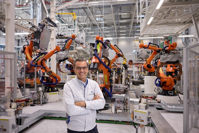 VW Navarra dice que el paso de 2 a 4 modelos conllevará un incremento "muy relevante" de producción