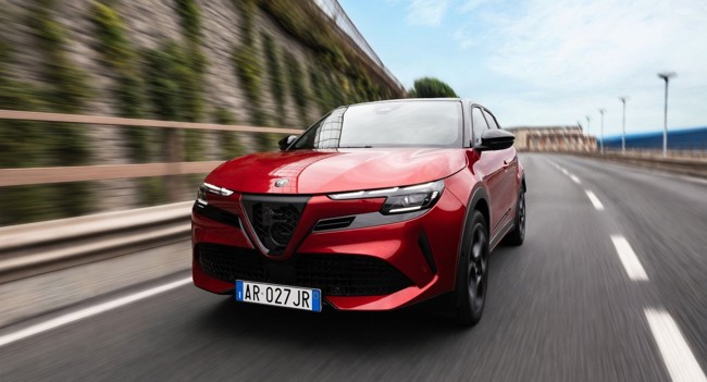 Alfa Romeo renueva sus gama completa, con una mayor oferta de personalización para todos sus modelos