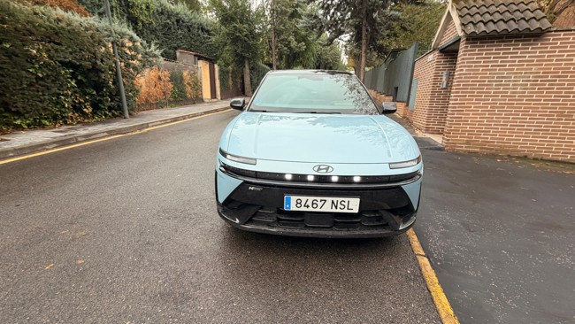 Hyundai presenta el Ioniq 3, un eléctrico compacto de hasta 496 km de autonomía desde 29.995 euros