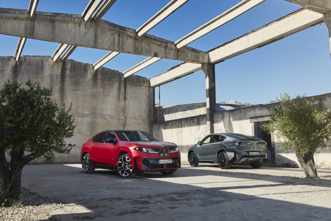 BMW desvela el nuevo iX4, un SUV coupé eléctrico de hasta 828 kilómetros de autonomía