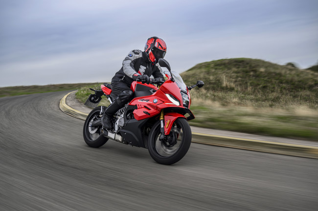 BMW Motorrad lanzará la F 450 RR en 2027 desde 7.150 euros, con 48 CV y una orientación deportiva